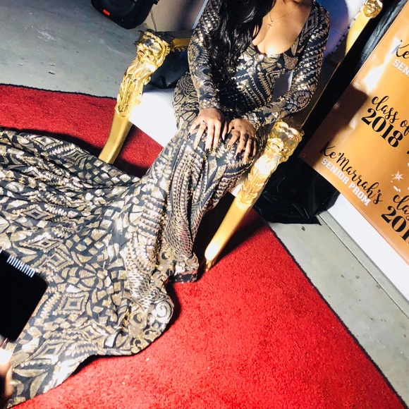 Prom Dress - Picture 2 of 6